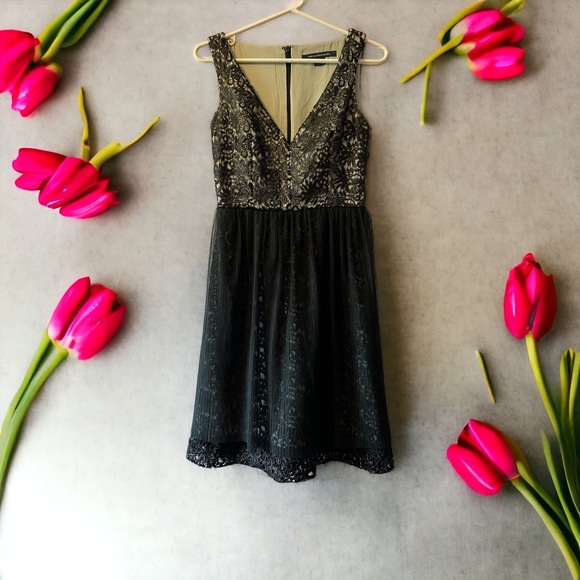 French Connection Size 0 - Picture 2 of 9